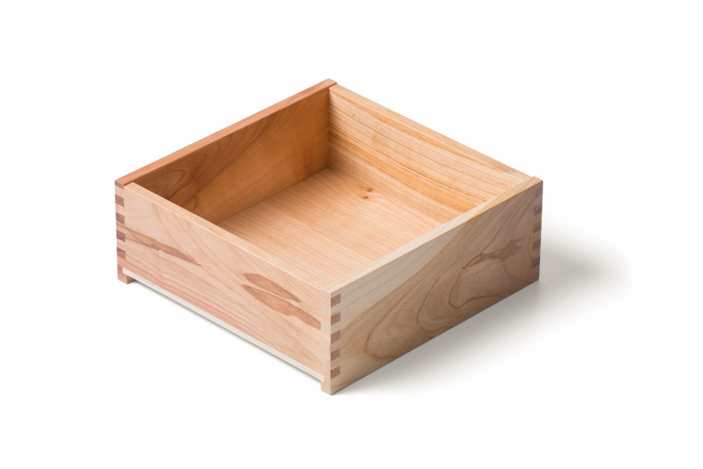 Offene Schublade aus Kirschbaum, Ausführung Cabinet